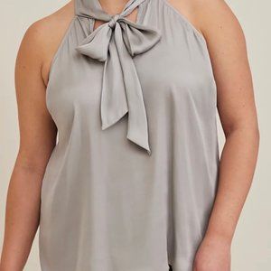 NWT Satin Bow Tie-Front Halter Top Torrid Size 0